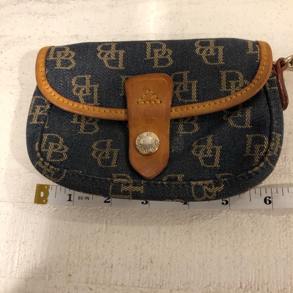 Dooney & Bourke Wristlet - Picture 10 of 11